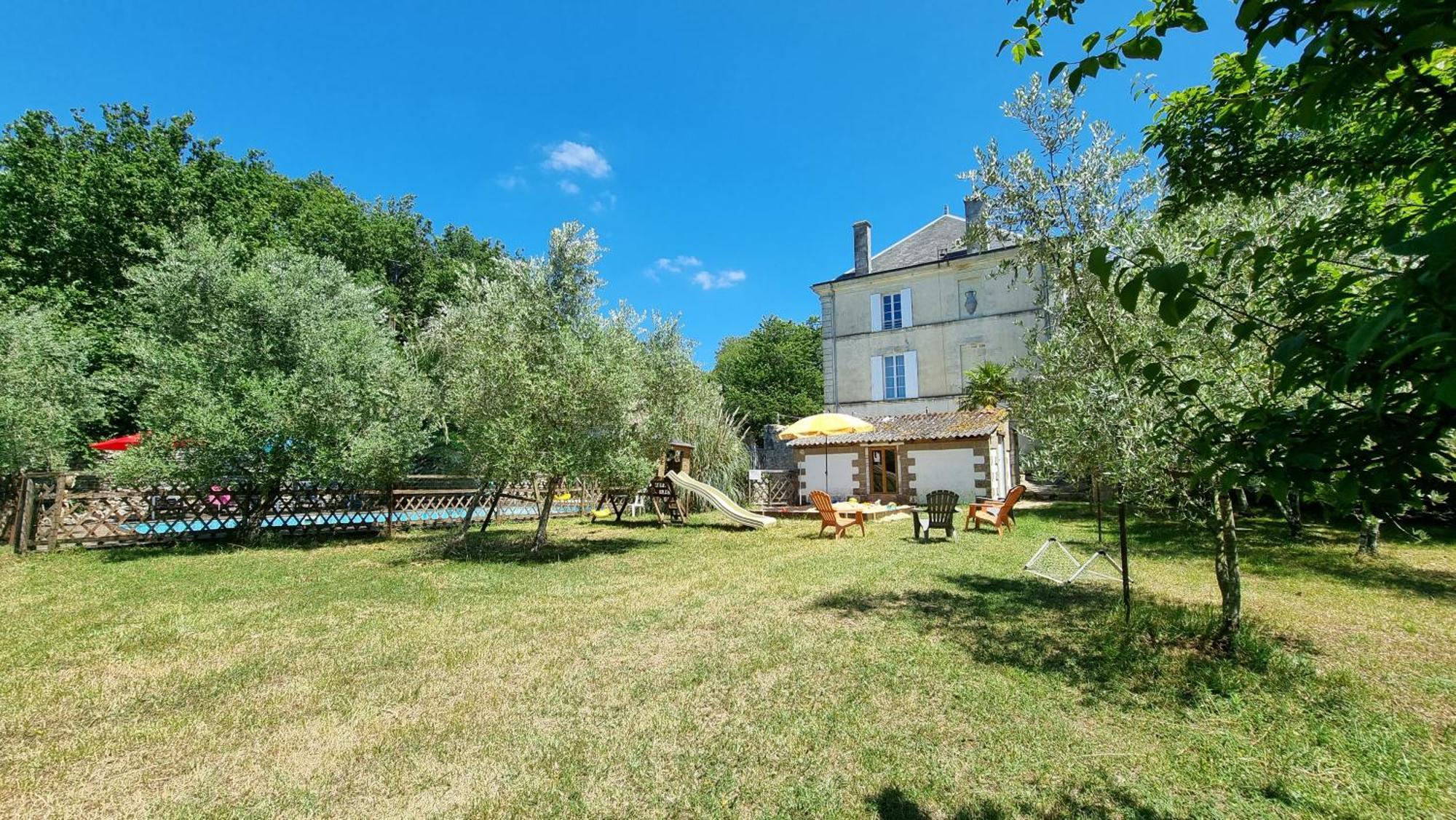 Saint-Just-Luzac Domaine De Rochebonneヴィラ エクステリア 写真